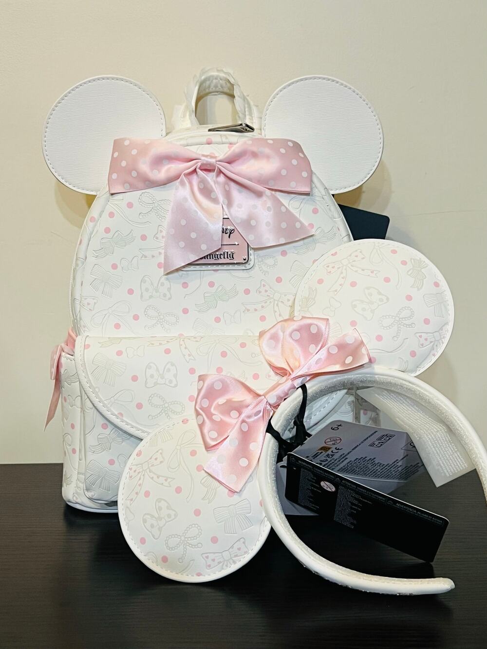 Loungefly Disney Minnie Mouse Bows & Ribbons Mini Backpack and Wallet